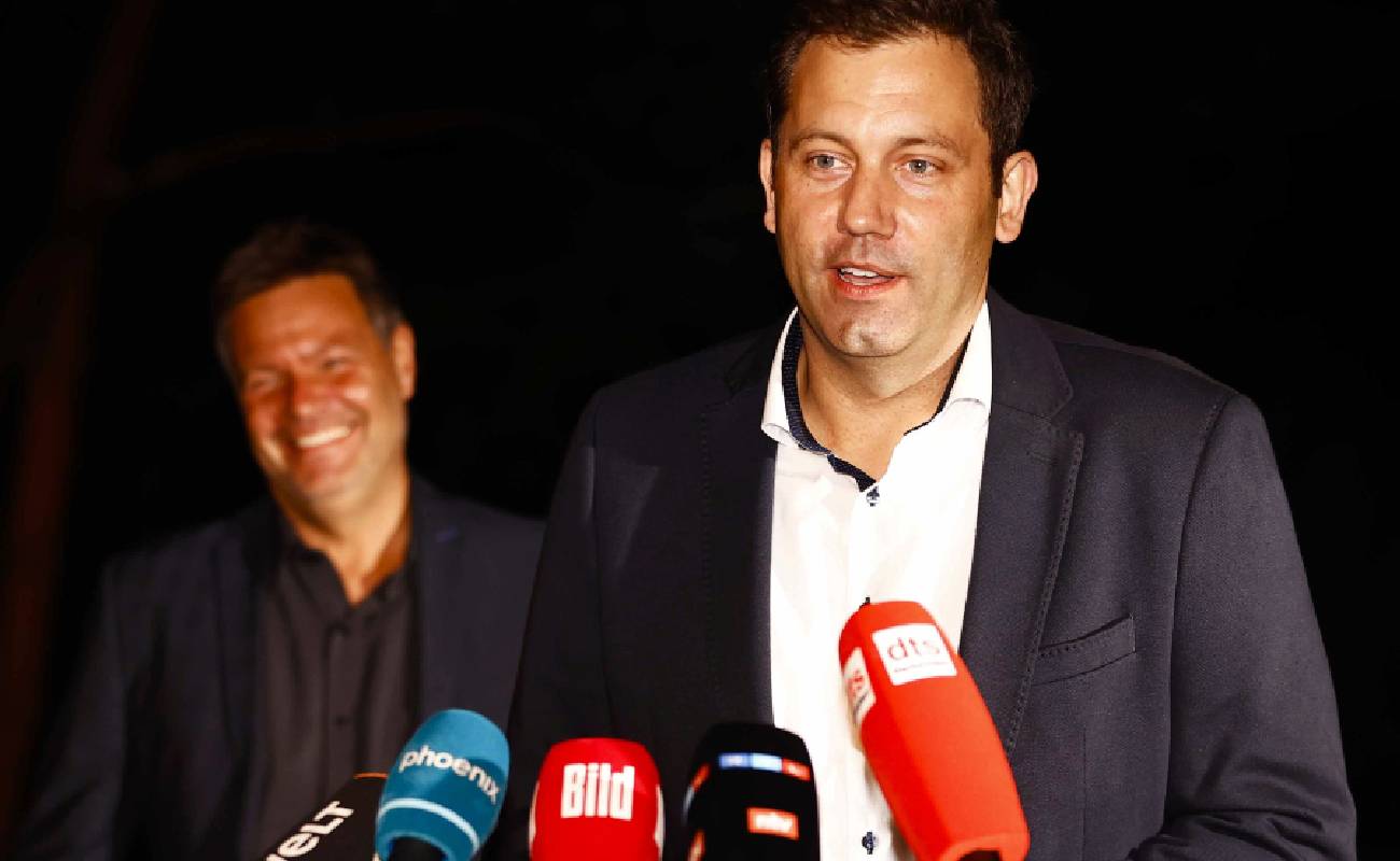 Klingbeil: Kemer sıkmayı herkes hissedecek